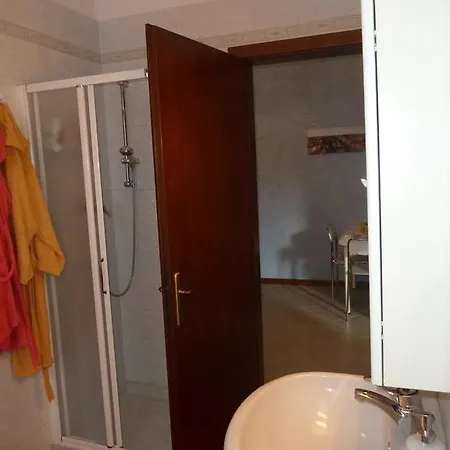 Sissi Nocleg ze śniadaniem Tencarola